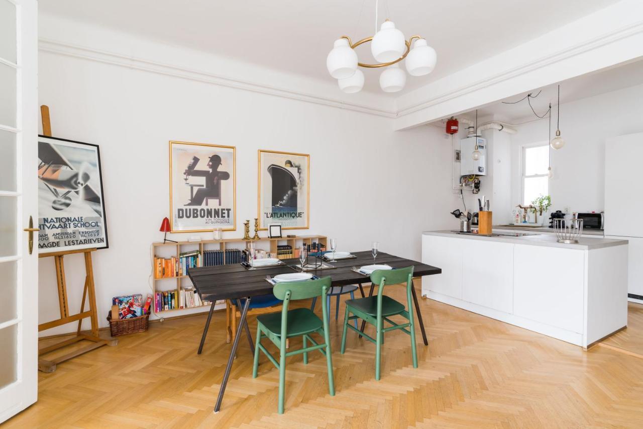 Klauzal apartment w/3 bedrooms, french balcony Boedapest Buitenkant foto